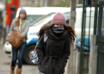 Se esperan intensas rachas de viento y descenso de temperaturaa desde tarde de hoy.
