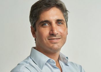 Ángel Pavloff: Proponemos que se inicie un proceso de no reposición de vacantes.