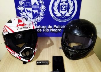 Dos personas fueron enviadas a prisión por transporte de estupefacientes.