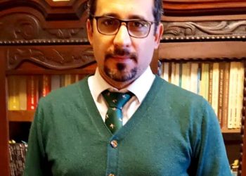 Fernando Doti presenta nuevo libro.