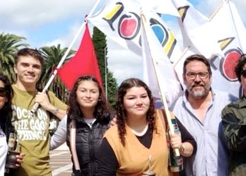 Jóvenes buscan espacio y participación.