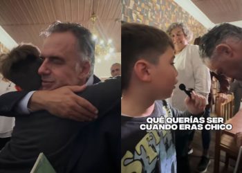 Yamandú Orsi compartió un momento íntimo y divertido con un niño en Fray Bentos: “Si tuviera un superpoder, volaría”