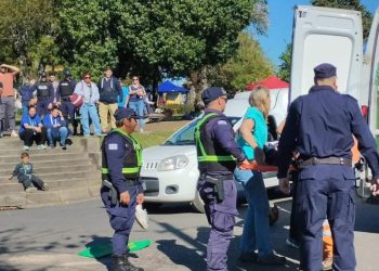 Mayo Amarillo: Se realizó feria con simulacro y chequeo de sistemas de retención infantil en Young.