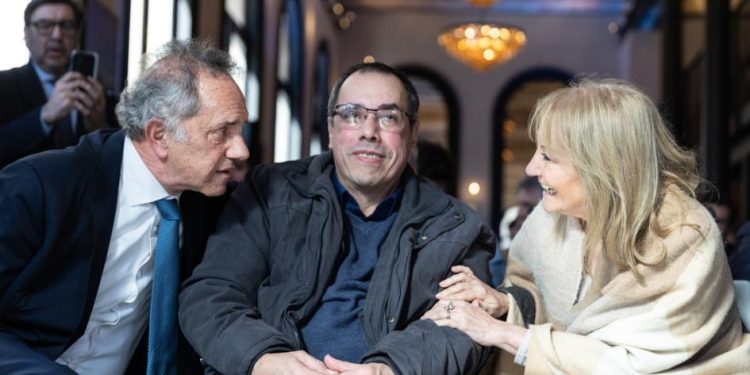 Cosse asistió a lanzamiento turístico que fortalece el vínculo con Argentina