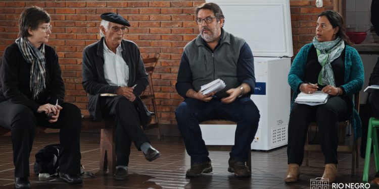 El Gobierno Departamental mantuvo jornadas de trabajo en Grecco.