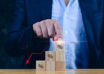 El mercado laboral de Río Negro muestra una leve mejora, pero persisten desafíos