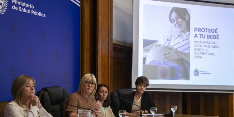 Salud Pública impulsa campaña de vacunación contra virus respiratorio sincicial