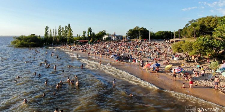 Fray Bentos será sede de la 1ª Copa de Fútbol Playa OFI-COU