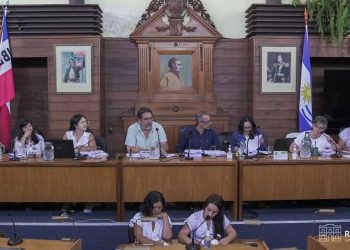 El Intendente concurrió a la Comisión de Presupuesto de la Junta Departamental